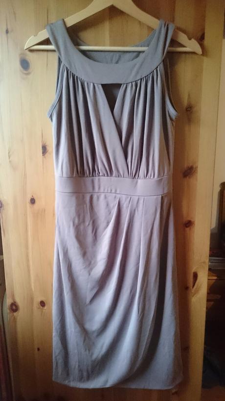 Úpletové béžovo hnedé šaty s/m, zaujímavý dekolt, bonprix,s