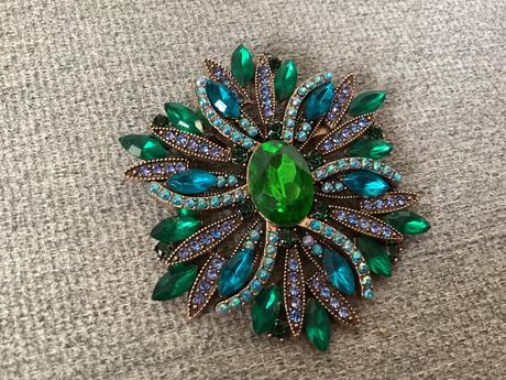 Krásna zelená brošňa, 