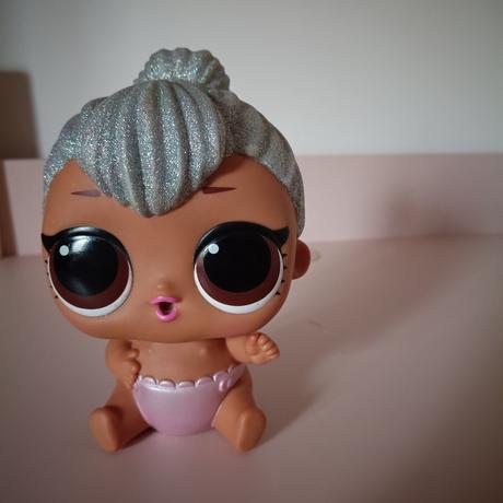 Bábika l.o.l suprise, 