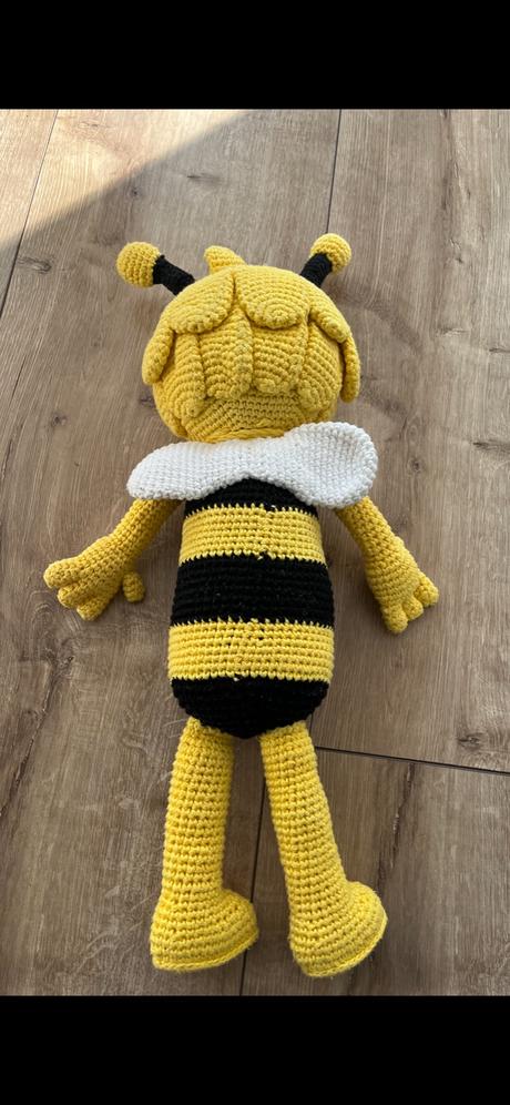 Hackovana vcielka mája, 