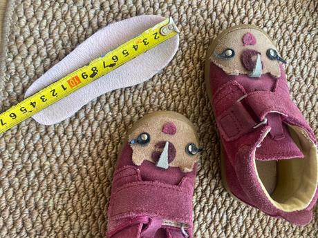 Dievčenské topánočky č.22 a 23, 22