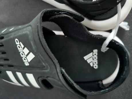Gumené topánky - sandále do vody, adidas,29