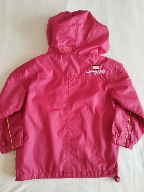 Tenká vetrovka 98/104, 104