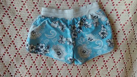 Šortky, kraťasy, s