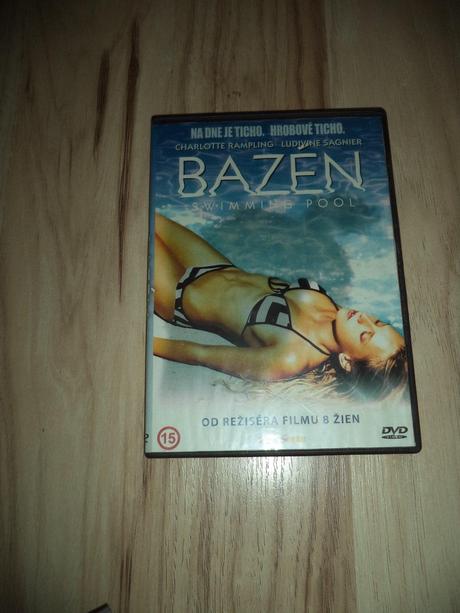 Bazén dvd,