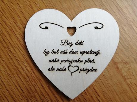 Drevené gravírované srdce magnetka s nápisom 10 cm,