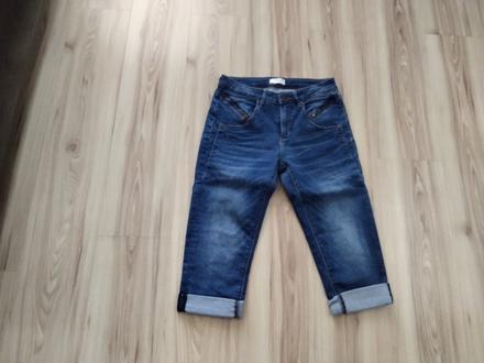 Trištvrťáky, s