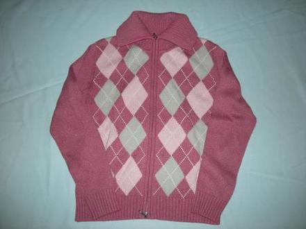 Ružový sveter s pekným vzorom, m