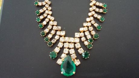 V top stave krásny štrasový set, 