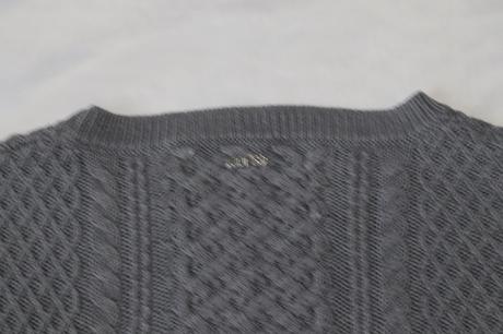 Sveter guess s chybou, guess,s