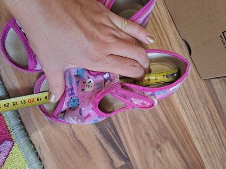 Papučky rak 29,5 cena spolu, 29