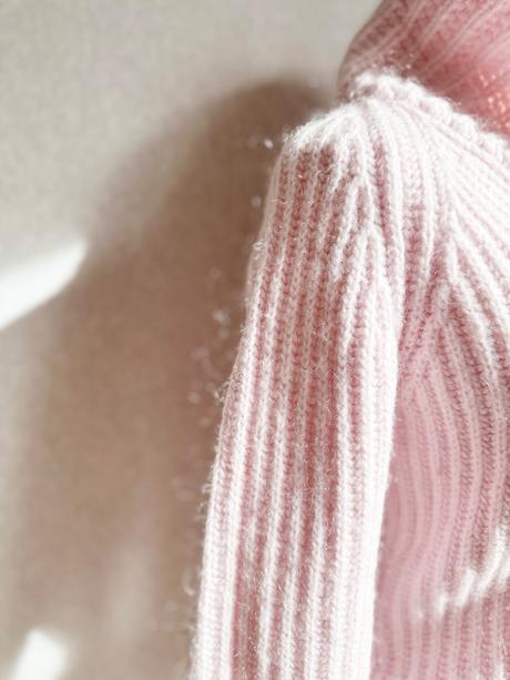 Hrejivý pulóver so šálovým golierom, s