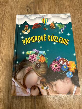 Kniha papierové kúzlenie, 