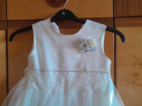 Šaty na prvé sväté prijímanie, 134