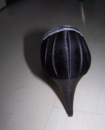 Spoločenské lodičky, 37