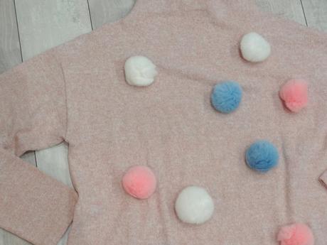 Pulover s brmbolcami, stradivarius,l