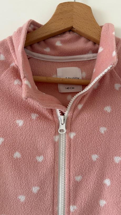 Mikinka so srdiečkami, sinsay,140