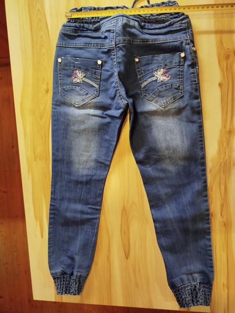 Rifle s výšivkou, 128