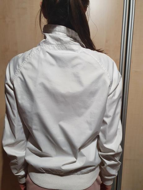 Biela bunda, kenvelo,m