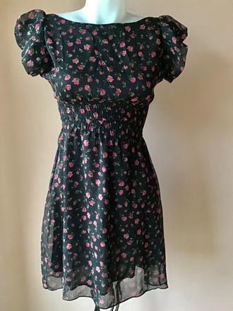 Romanticke satičky/75, xs