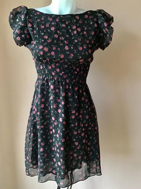 Romanticke satičky/75, xs