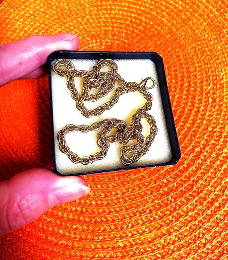 Súprava bižutérie,