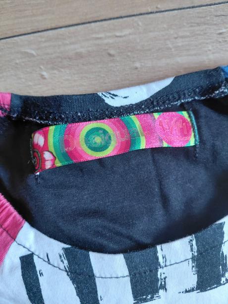Saty d, desigual,158