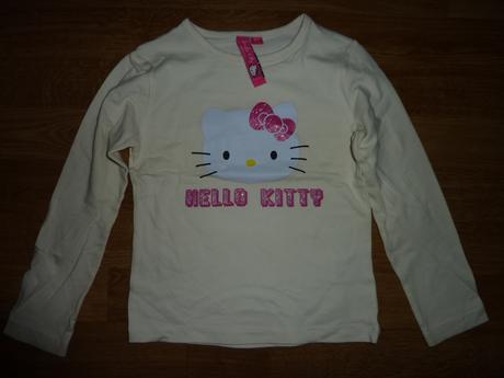 Hello kitty sanrio, sanrio,110