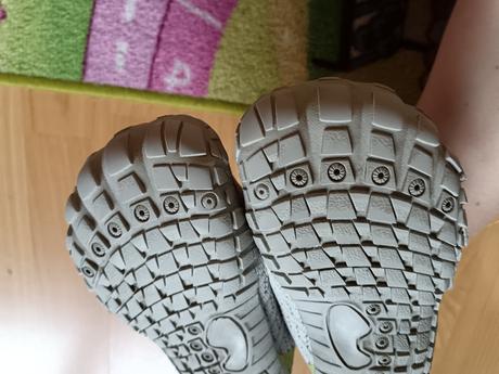 Platené tenisky, 27