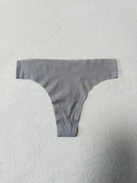 Bezšvové brazílske tangá zn. intimissimi, intimissimi,m
