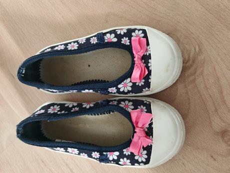 Papucky,balerínky top stav vd 14,2 cm, 26