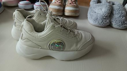 Tenisky k nákupu zadarmo, reserved,31