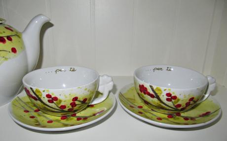 Čajník, šálky, tanieriky - talianska značka thun,