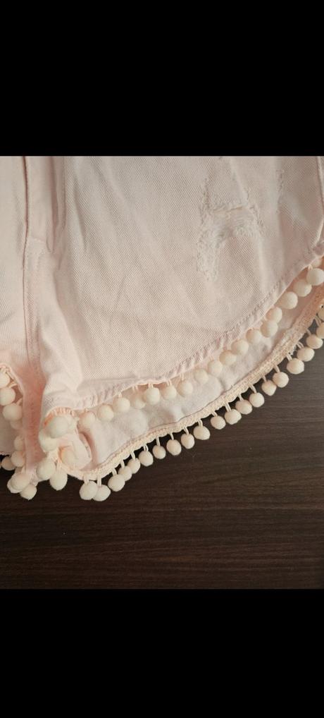 Krásne šortky s, m, s