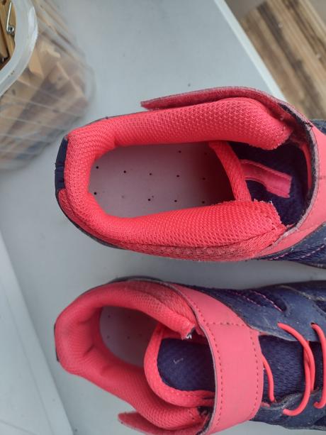 Turisticke topanky quechua, s postou, 33