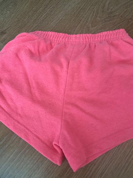 Šortky, zara,128