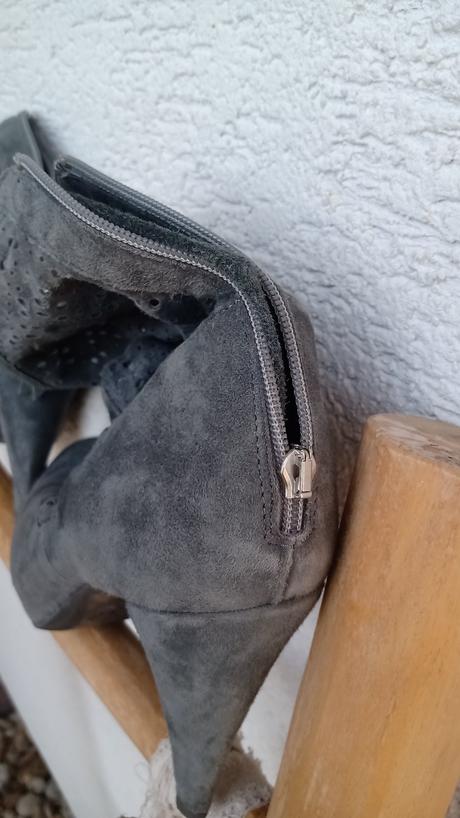 Čizmy zn.vic -made in italy s postovnym, 40