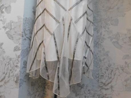 Luxusne slavnostne saty, 36