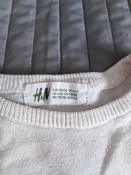 Svetrik s motylom, h&m,110