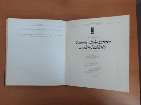 Záhada žltého kufríka a zelenej tabletky (1980), 