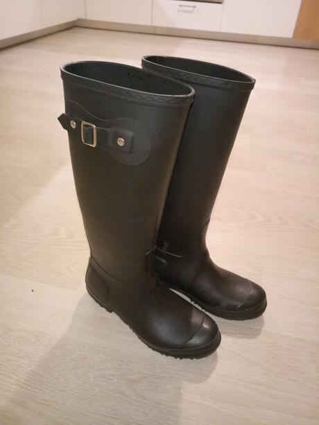 Gumáky čierne značky wojas, 38