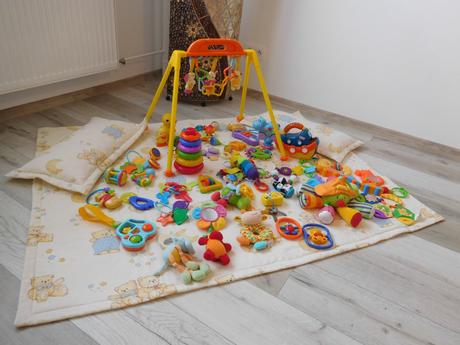 Hrkálky pre najmenších+deka na hranie 2x vankúšik,