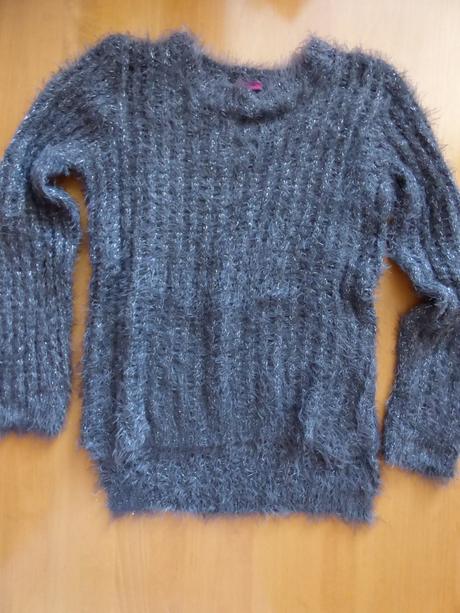 Chlpatý svetrík, 128