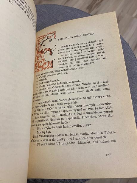 Stará retro kniha dvadsať a jedna rozprávka,