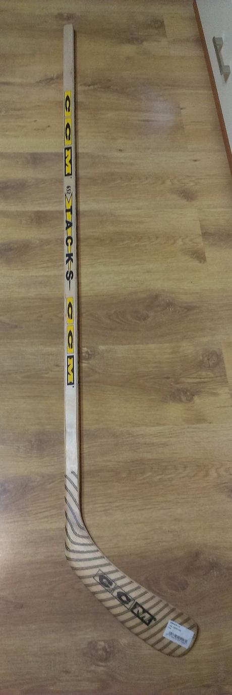 Drevená hokejka ccm, ccm