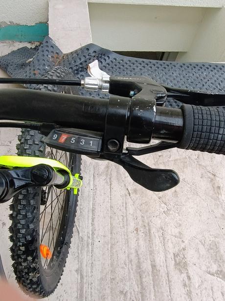 Author a-matrix 26, author,26