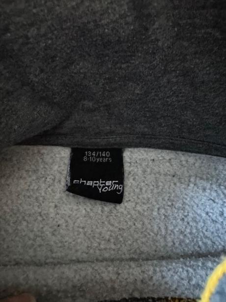 Pulóver v.č. 134/140, 134