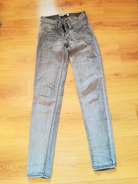 Úzke šedé rifle, 158