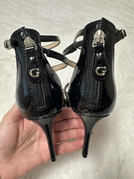 Čierne otvorené lodičky s remienkami zn. guess, guess,39