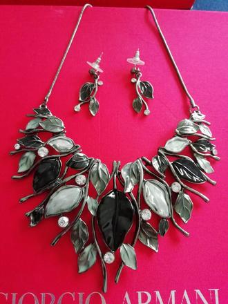 Bižutéria set na blúzku, košeľu, 